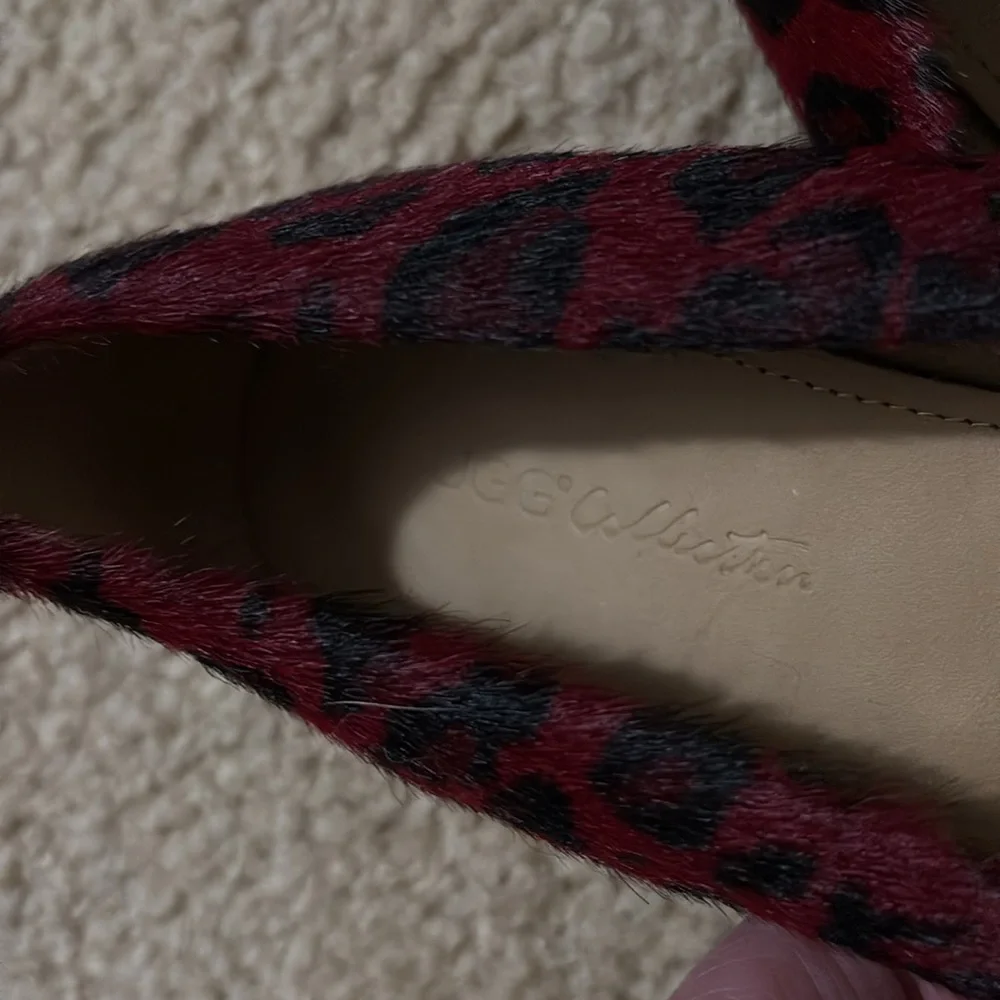 UGG Red and Black Flats Luxurious Velvet Loafers - Picture 3 of 4